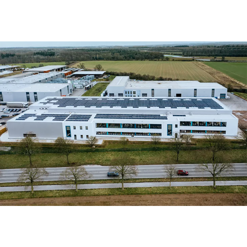 Hexagon Purus завершує розширення місця виробництва пляшок з чотирма формою в Німеччині